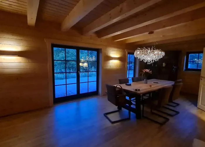 Blockhaus An Der Dahme , * هالبي